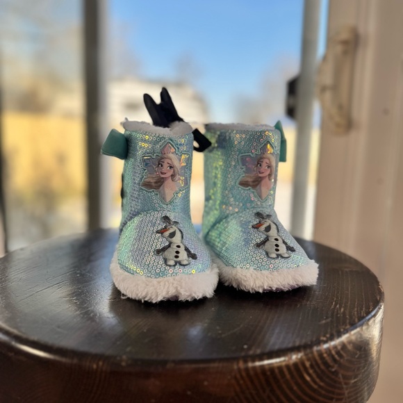 Frozen Elsa & Olaf Toddler Girl Slipper Blue Bootie Sequin Shoes size’s below - Picture 2 of 16